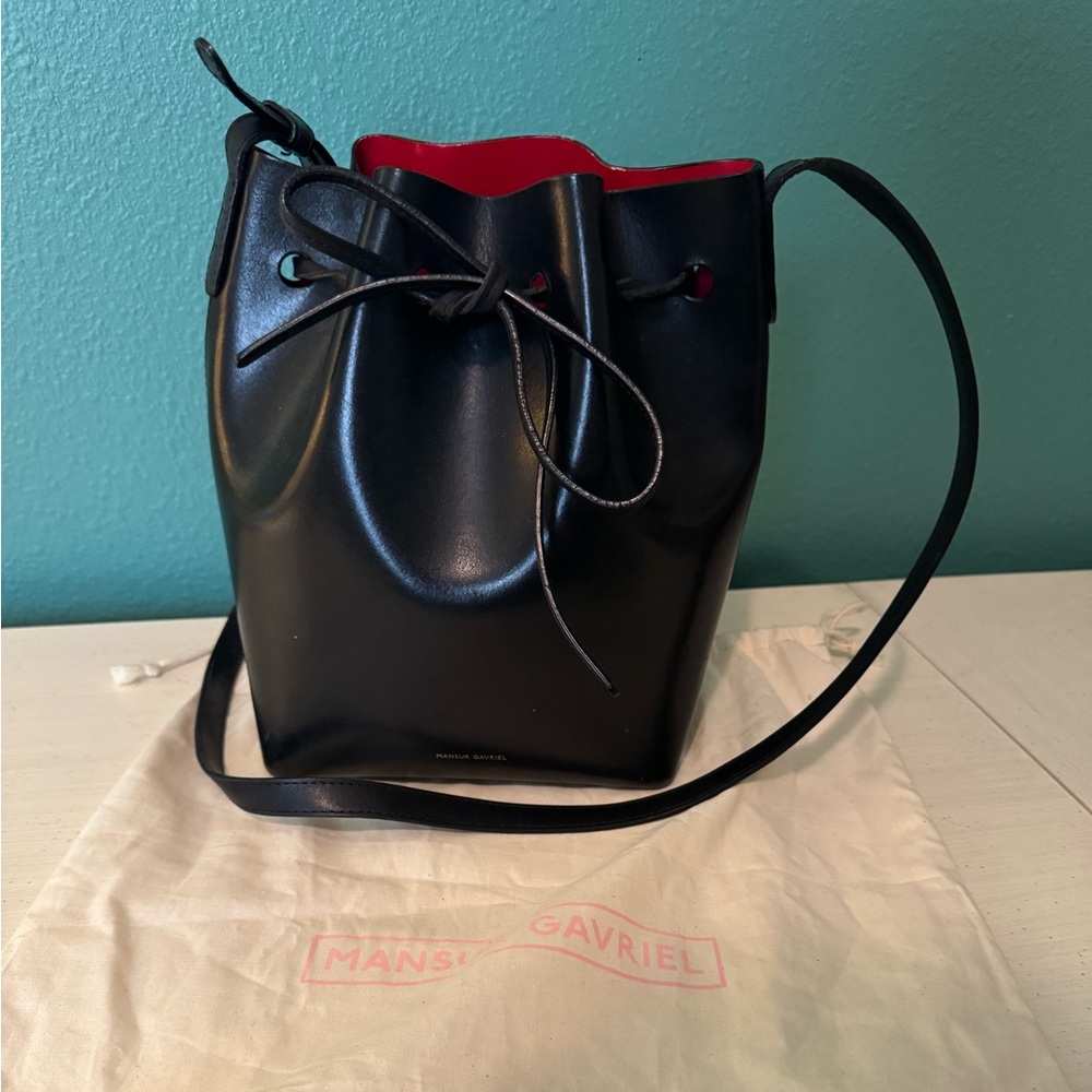 Authentic Mansur Gavriel Bucket Bag
